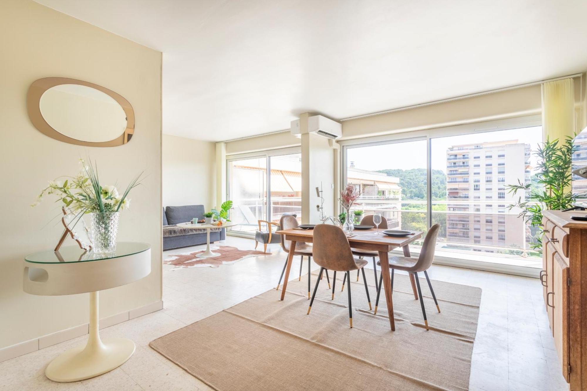Grand T2 Lumineux Et Climatise Avec Balcon Appartement Aix-en-Provence Buitenkant foto