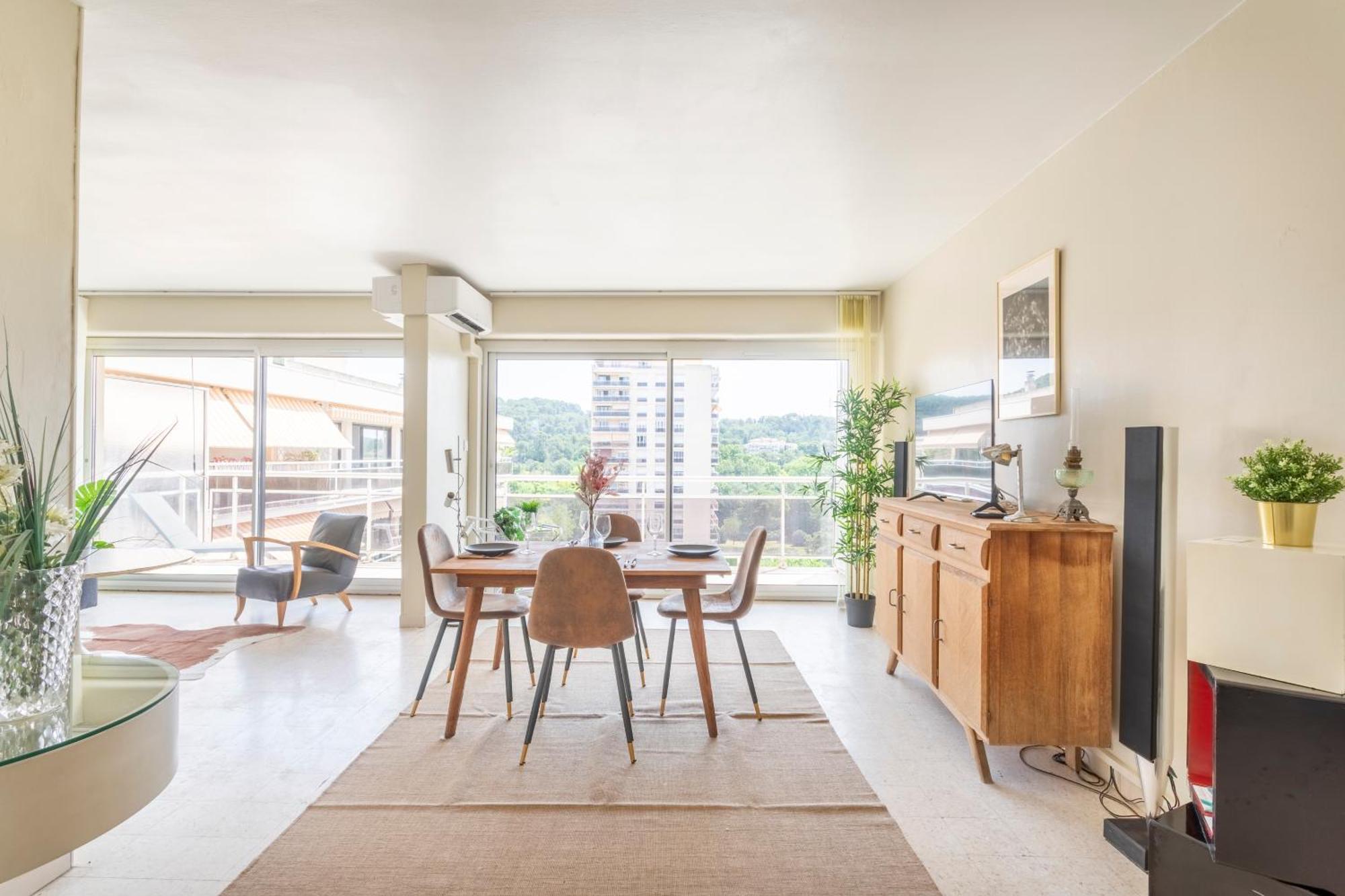 Grand T2 Lumineux Et Climatise Avec Balcon Appartement Aix-en-Provence Buitenkant foto