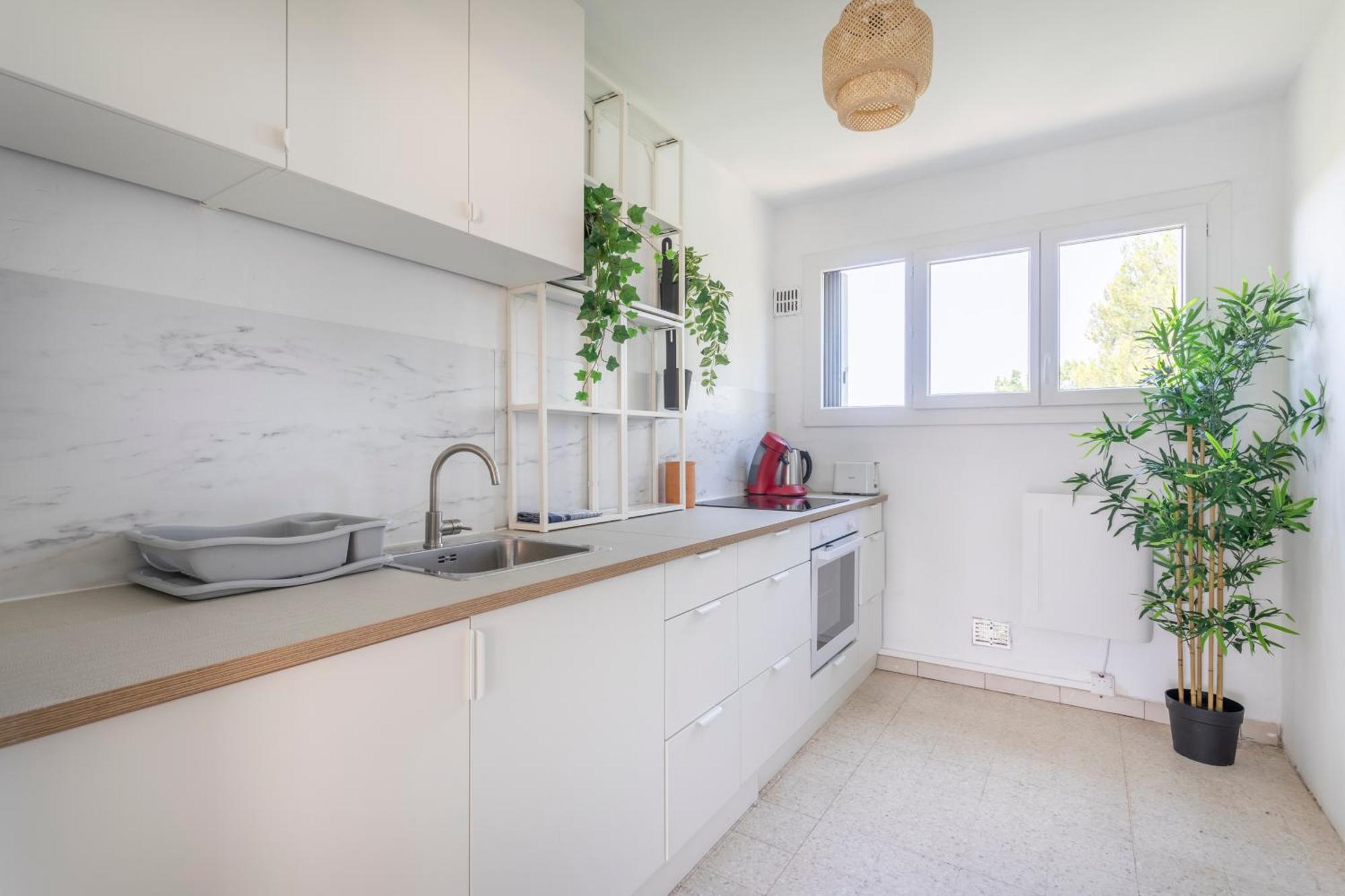 Grand T2 Lumineux Et Climatise Avec Balcon Appartement Aix-en-Provence Buitenkant foto